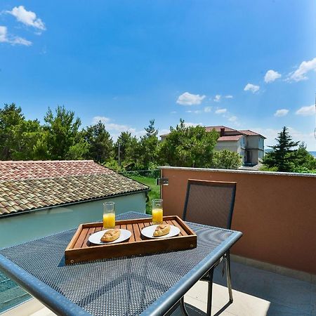 Cascada Villas With Private Jacuzzi And Private Parking Starigrad Paklenica Buitenkant foto